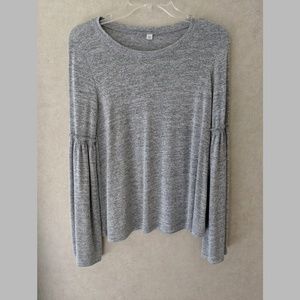 Bell sleeve top